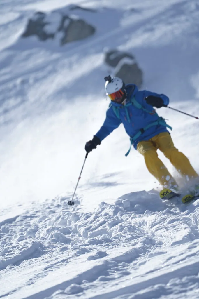 Adventurous Skiing
